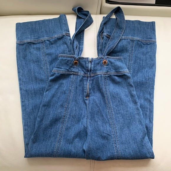 SOLD✨Anthropologie Pilcro Bibbed Denim Jumpsuit✨ - Picture 4 of 8